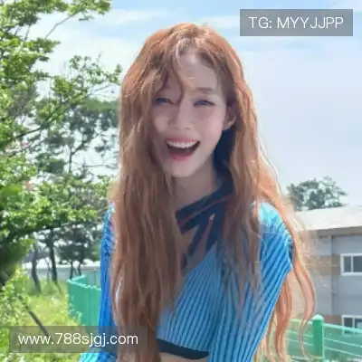 何俊